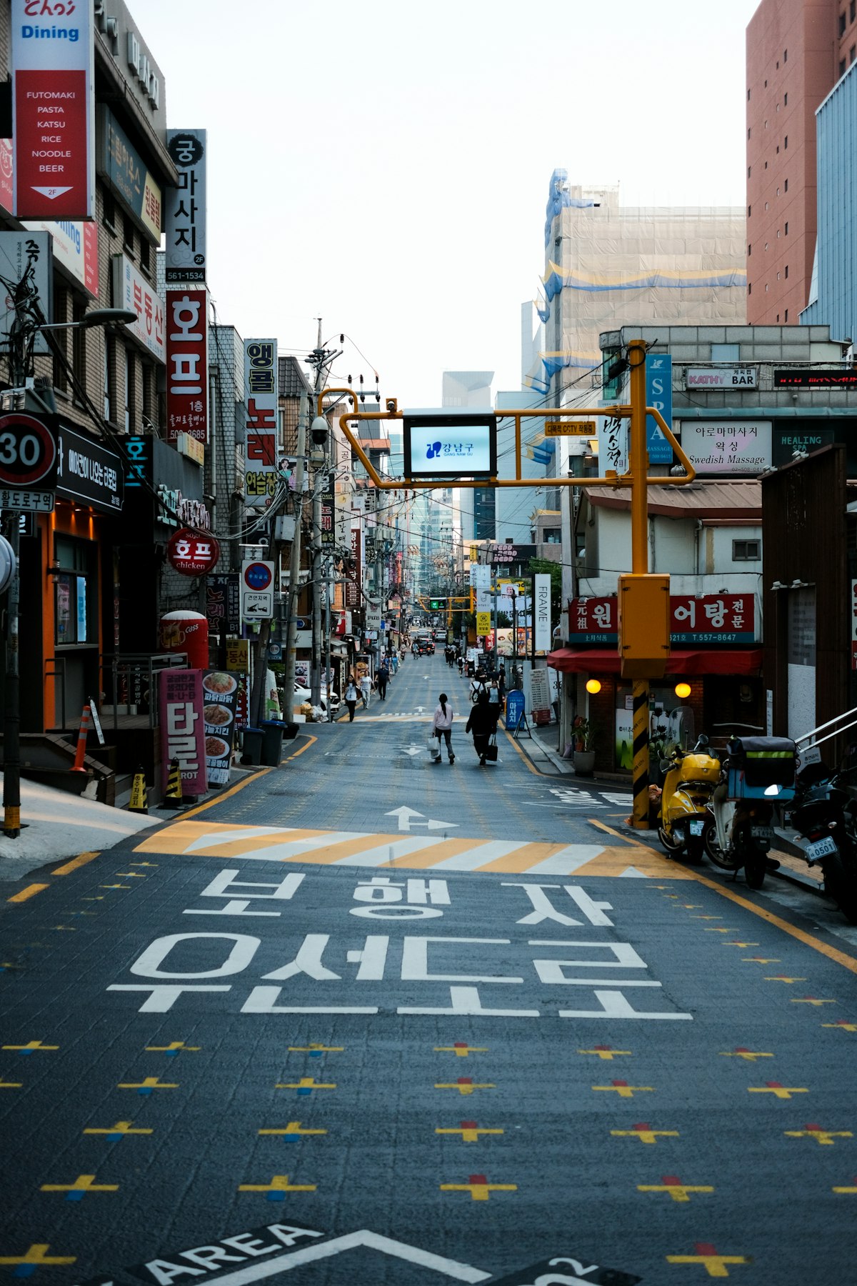 韓国語ができるだけでは不合格。2026年、書類選考を0.5秒で突破する「経歴記述書」の武器化戦略