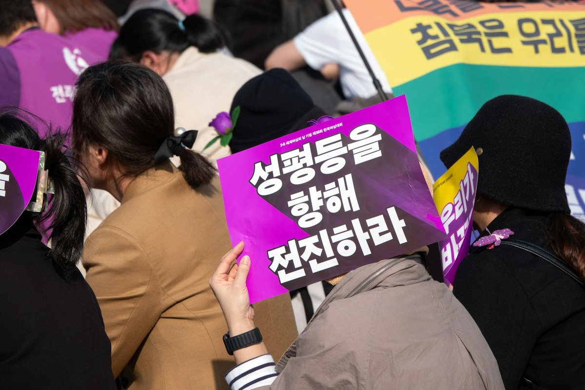 AI 번역기가 죽여버린 당신의 '비즈니스 통찰력': 2026년 영문 이력서에서 '제1원리 사고(First Principles)'가 필요한 이유