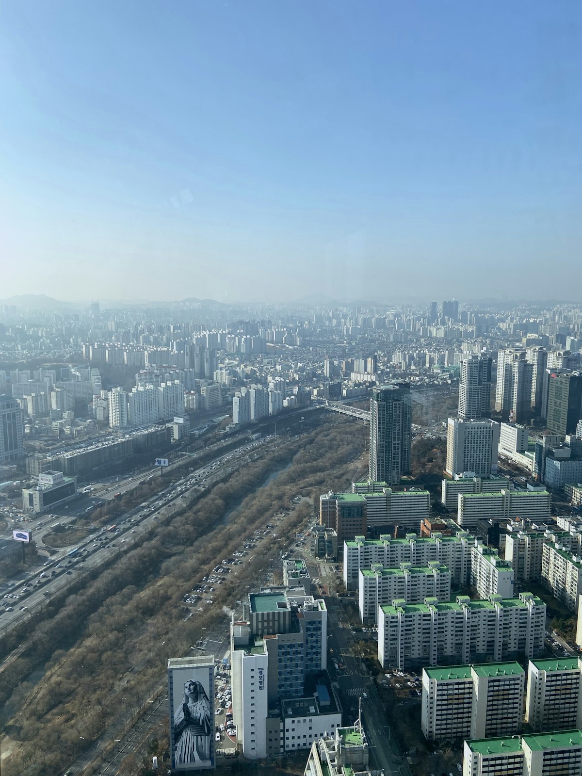 이력서 조회는 되는데 왜 연락은 안 올까? 2026년 리크루터의 '나중에'를 '지금 당장'으로 바꾸는 영문 이력서 전환 기술