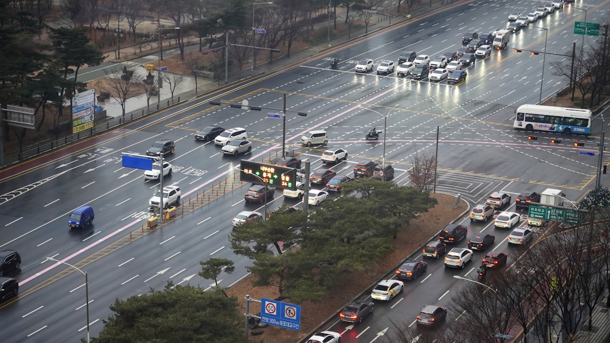 20년 차 경력이 해외에선 'Too Expensive'로 거절당하는 이유: 2026년 시니어 인재를 위한 '전략적 자산(Strategic Asset)' 리브랜딩